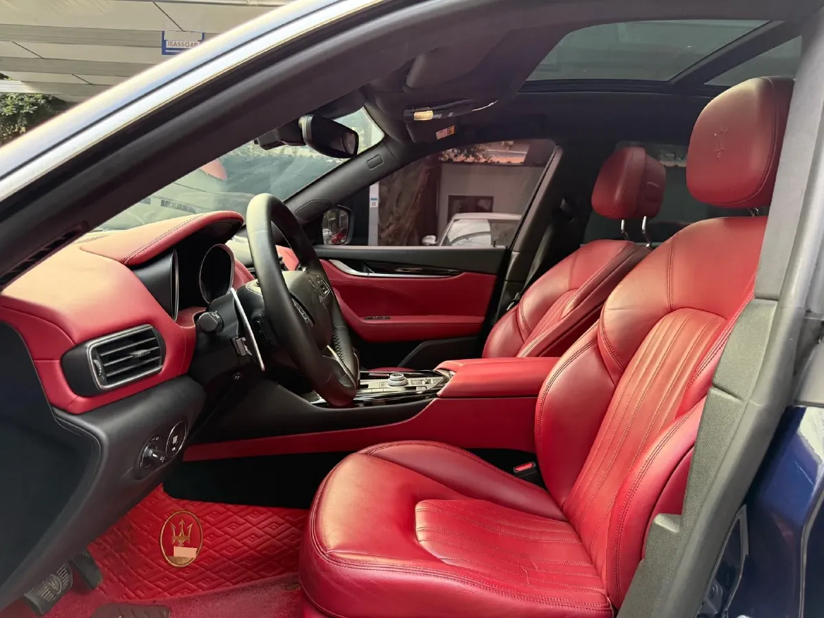 2018 Maserati Levante 3.0T 350HP V6 8AT,autocango,china used car exporter,china ev exporter,chinese used car exporter,chinese used ev exporter