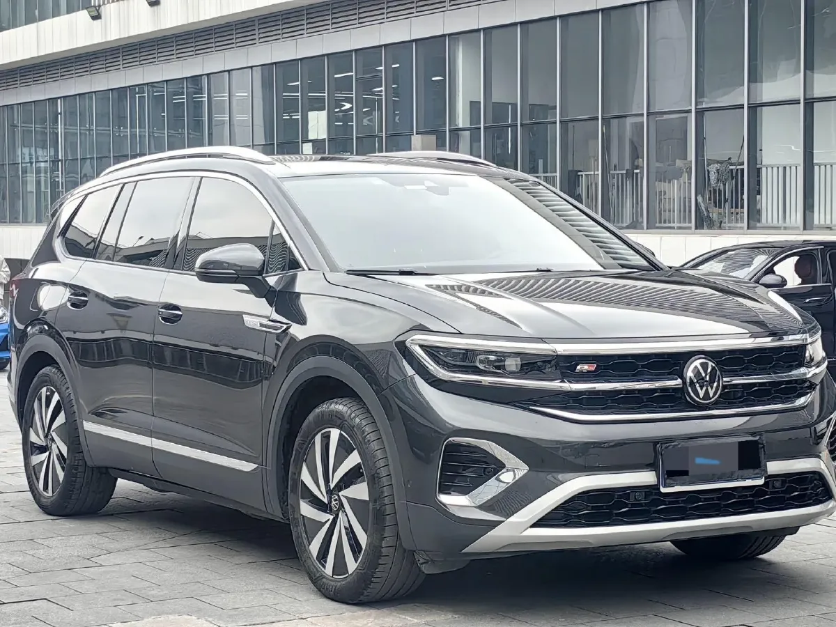 2021 Volkswagen Talagon 2.0T 220HP L4 7DCT,autocango,china used car exporter,china ev exporter,chinese used car exporter,chinese used ev exporter