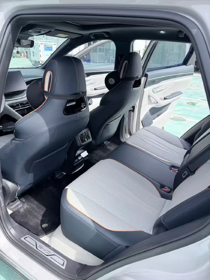 2023 BYD Song Plus BEV 71.8KWH,autocango,china used car exporter,china ev exporter,chinese used car exporter,chinese used ev exporter