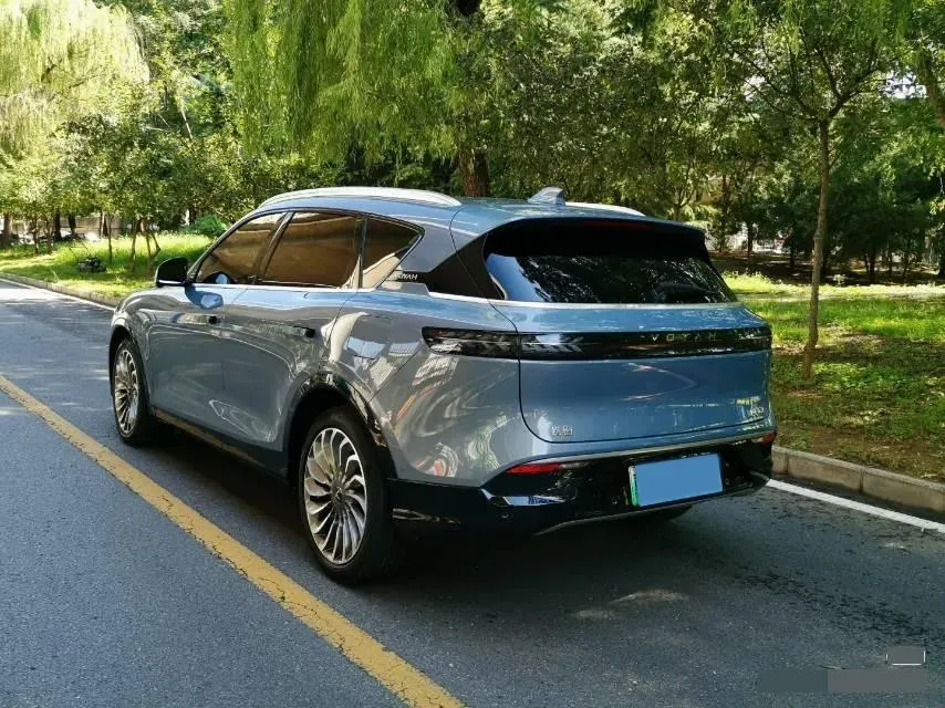 2021 Voyah FREE Range Extended 109HP REEV 33KWH,autocango,china used car exporter,china ev exporter,chinese used car exporter,chinese used ev exporter