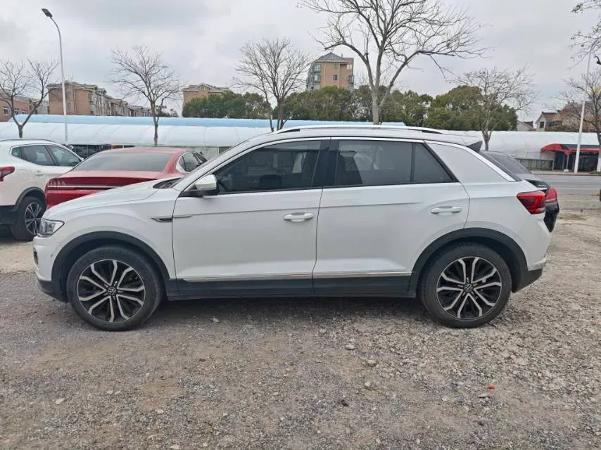 2021 Volkswagen T-Roc 1.4T 150HP L4 7DCT,autocango,china used car exporter,china ev exporter,chinese used car exporter,chinese used ev exporter