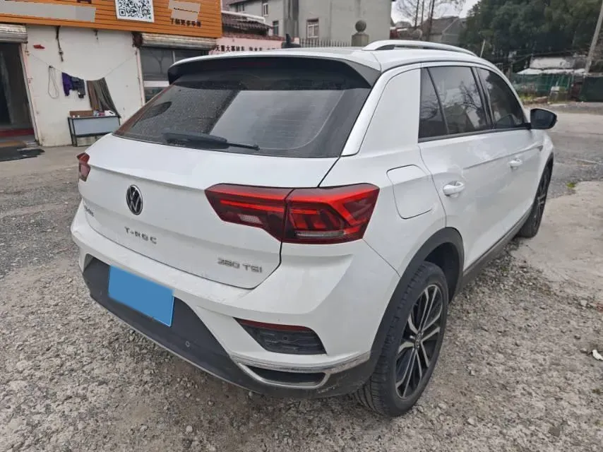 2021 Volkswagen T-Roc 1.4T 150HP L4 7DCT,autocango,china used car exporter,china ev exporter,chinese used car exporter,chinese used ev exporter
