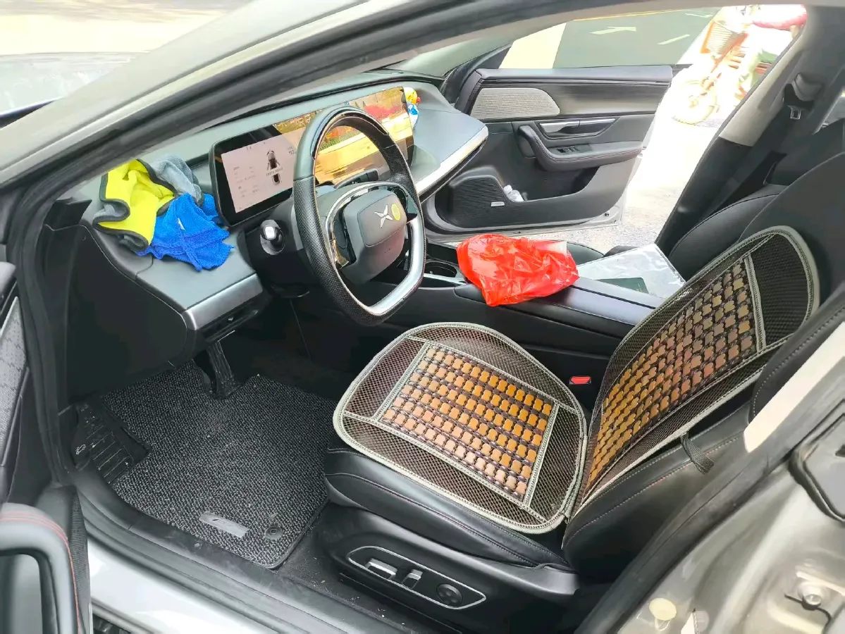 2021 Xpeng P7 BEV 60.2KWH,autocango,china used car exporter,china ev exporter,chinese used car exporter,chinese used ev exporter