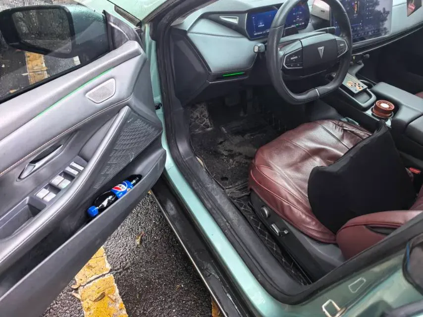 2022 DongFeng Forthing LingZhi EV BEV 68.4KWH,autocango,china used car exporter,china ev exporter,chinese used car exporter,chinese used ev exporter