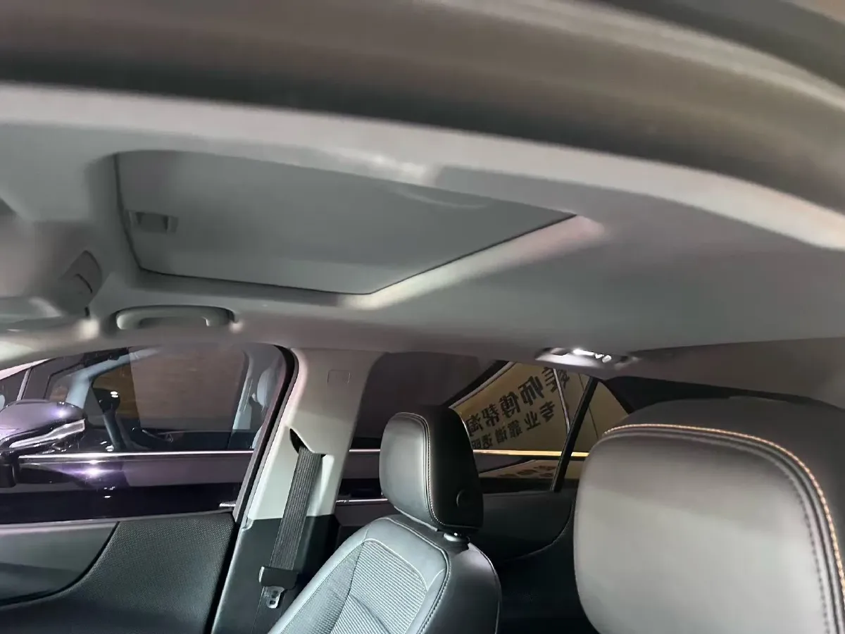 2019 Chevrolet Equinox 1.5T 180HP L4 6AT,autocango,china used car exporter,china ev exporter,chinese used car exporter,chinese used ev exporter