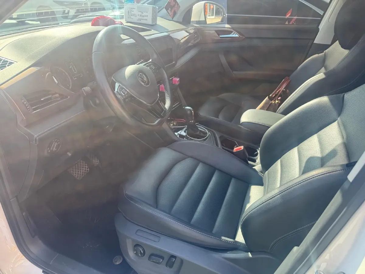 2021 Volkswagen Tharu 1.4T 150HP L4 7DCT,autocango,china used car exporter,china ev exporter,chinese used car exporter,chinese used ev exporter