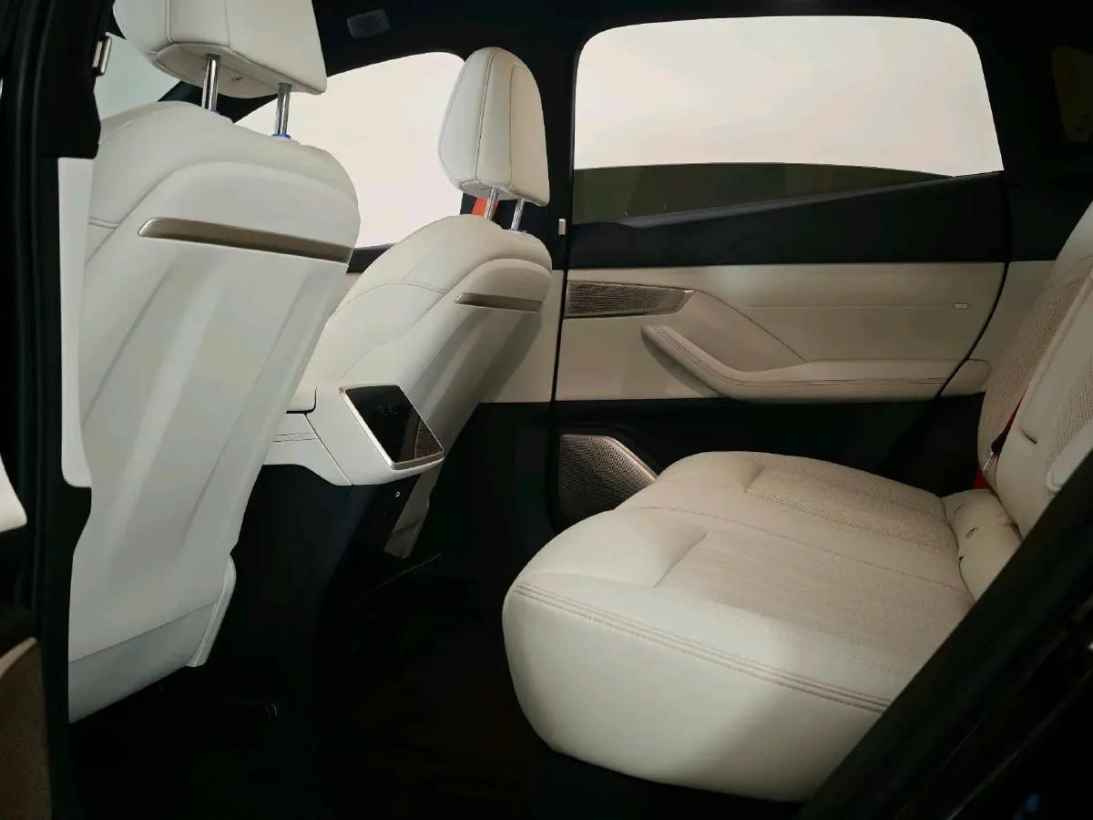 2024 ONVO L60 BEV 60KWH,autocango,china used car exporter,china ev exporter,chinese used car exporter,chinese used ev exporter