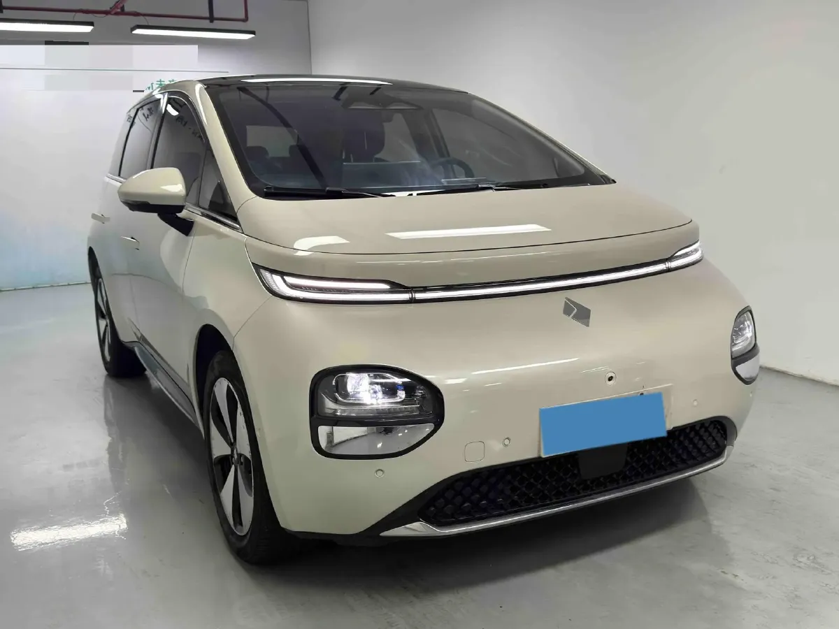 2023 BaoJun Cloud BEV 50.6KWH,autocango,china used car exporter,china ev exporter,chinese used car exporter,chinese used ev exporter
