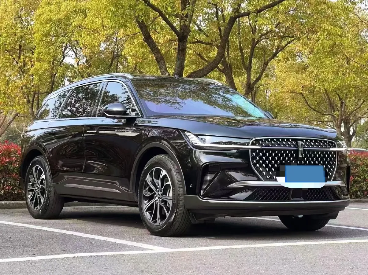 2023 Lincoln Nautilus 2.0T 261HP L4 8AT,autocango,china used car exporter,china ev exporter,chinese used car exporter,chinese used ev exporter