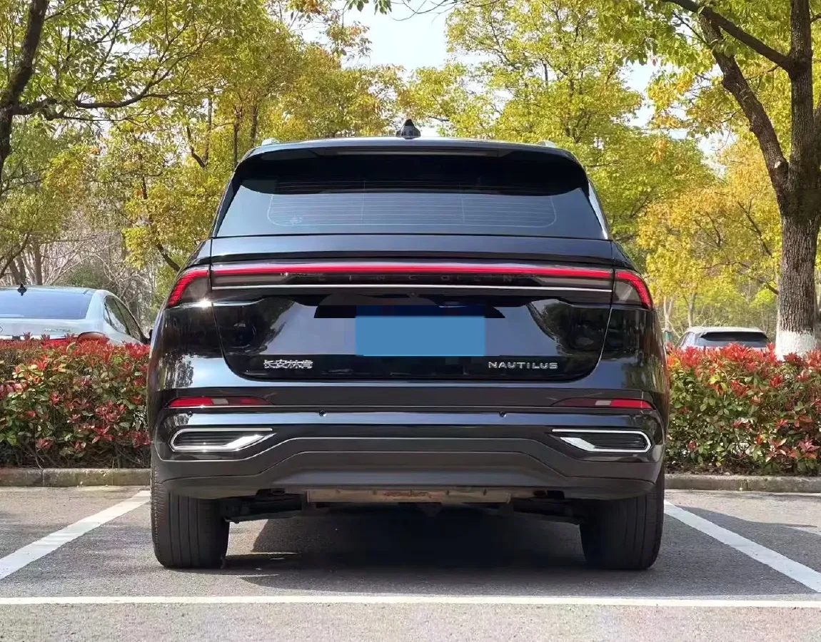 2023 Lincoln Nautilus 2.0T 261HP L4 8AT,autocango,china used car exporter,china ev exporter,chinese used car exporter,chinese used ev exporter