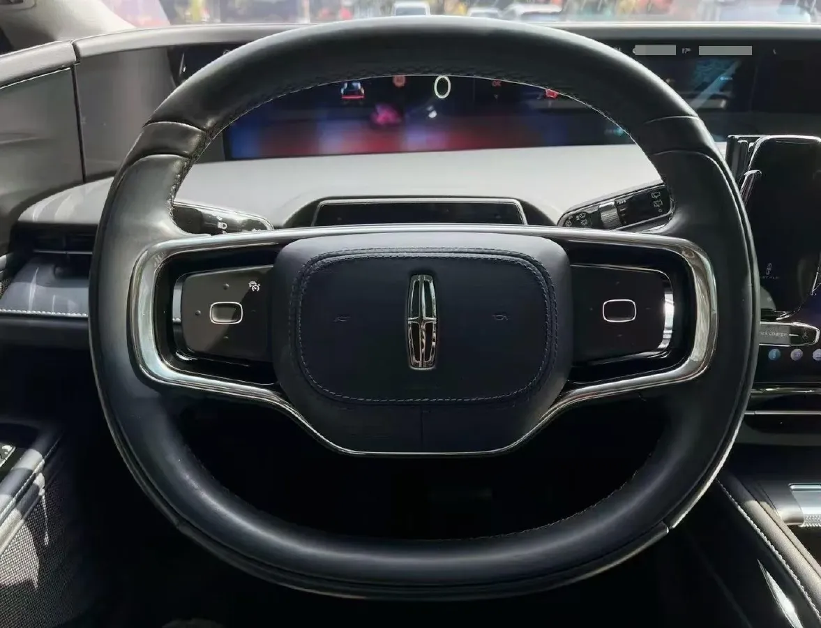 2023 Lincoln Nautilus 2.0T 261HP L4 8AT,autocango,china used car exporter,china ev exporter,chinese used car exporter,chinese used ev exporter