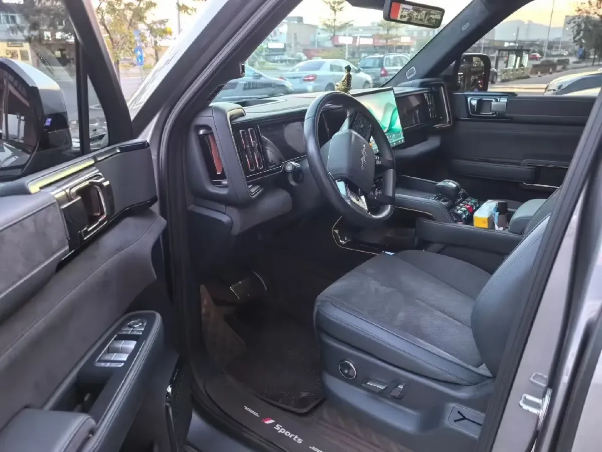 2023 Toyota Crown Kluger 2.5L 189HP L4 E-CVT Hybrid,autocango,china used car exporter,china ev exporter,chinese used car exporter,chinese used ev exporter