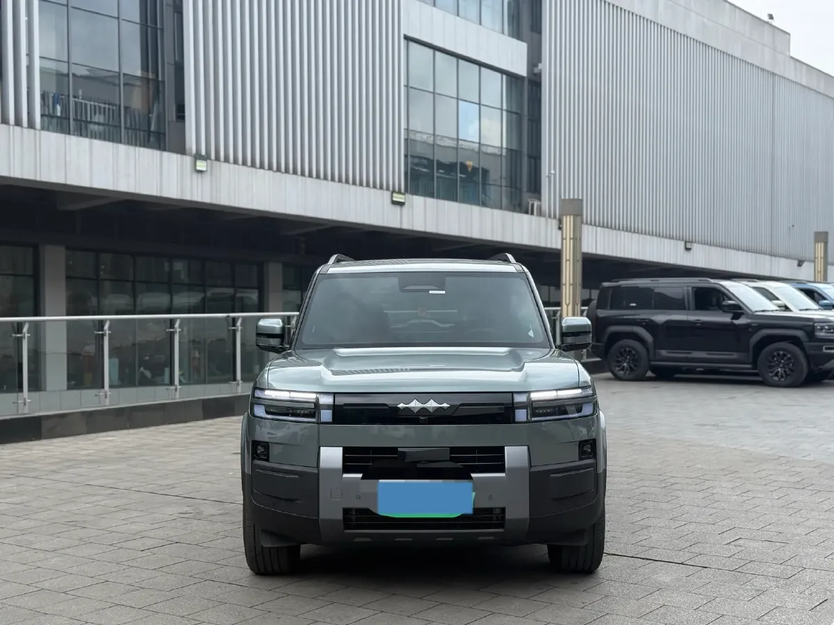 2025 FangChengBao Tai 7 1.5T 156HP L4 E-CVT PHEV,autocango,china used car exporter,china ev exporter,chinese used car exporter,chinese used ev exporter