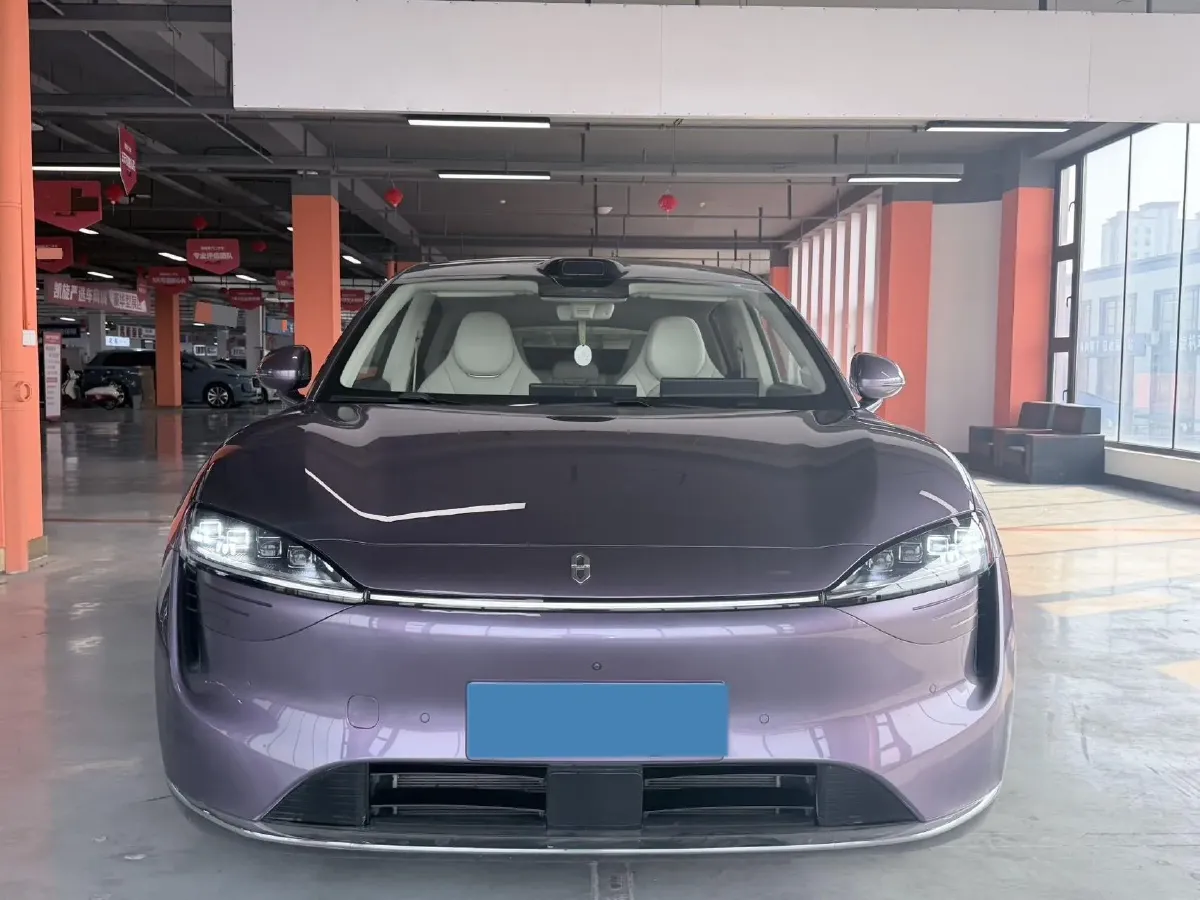 2025 Luxeed R7 REEV 156HP REEV 37KWH,autocango,china used car exporter,china ev exporter,chinese used car exporter,chinese used ev exporter