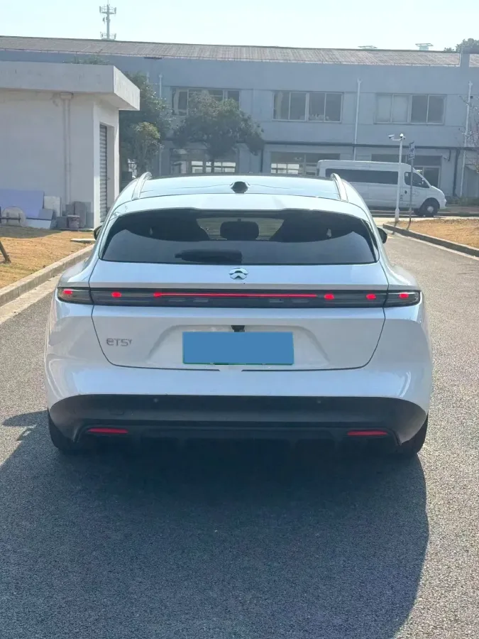 2023 NIO ET5T BEV 75KWH,autocango,china used car exporter,china ev exporter,chinese used car exporter,chinese used ev exporter