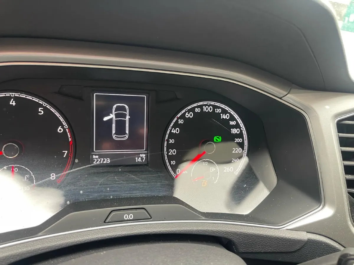 2021 Volkswagen T-Roc 1.4T 150HP L4 7DCT,autocango,china used car exporter,china ev exporter,chinese used car exporter,chinese used ev exporter