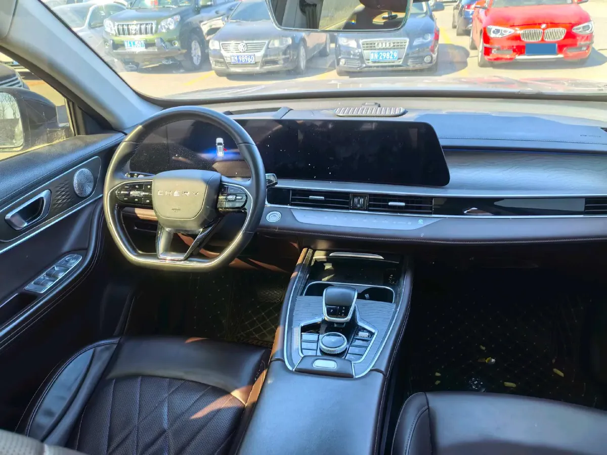 2022 Chery Tiggo 8 PRO 2.0T 254HP L4 7DCT,autocango,china used car exporter,china ev exporter,chinese used car exporter,chinese used ev exporter