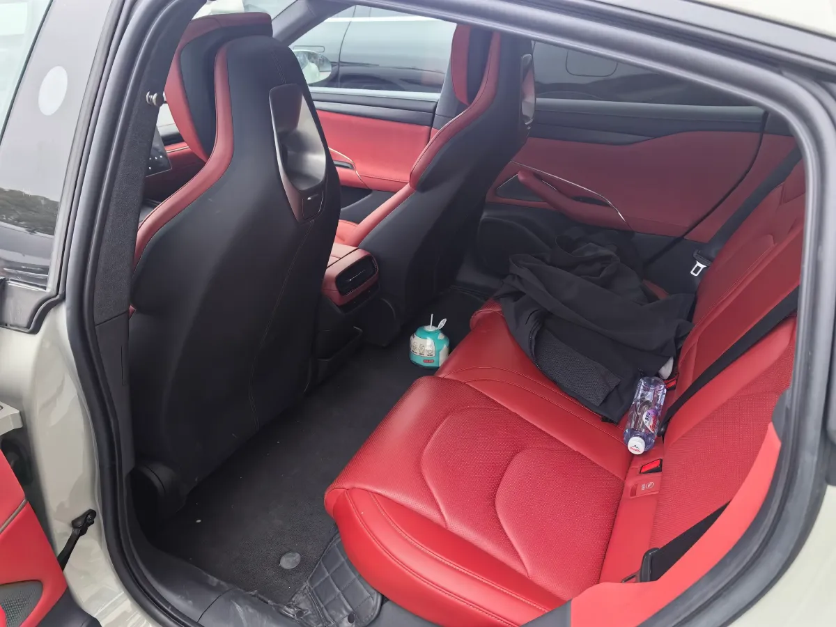 2024 MI SU7 BEV 94.3KWH,autocango,china used car exporter,china ev exporter,chinese used car exporter,chinese used ev exporter