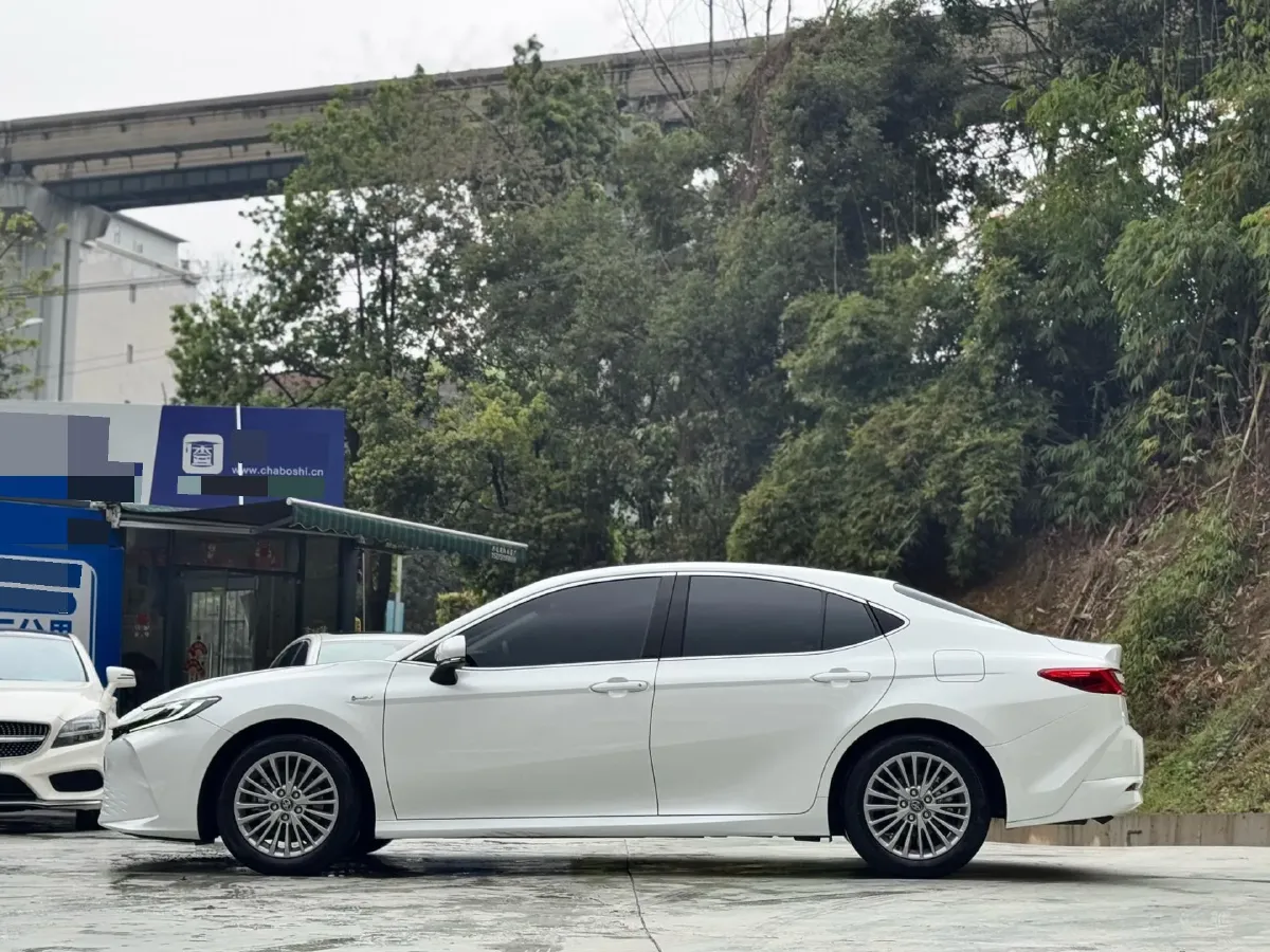 2024 Toyota Camry 2.0L 152HP L4 E-CVT Hybrid,autocango,china used car exporter,china ev exporter,chinese used car exporter,chinese used ev exporter