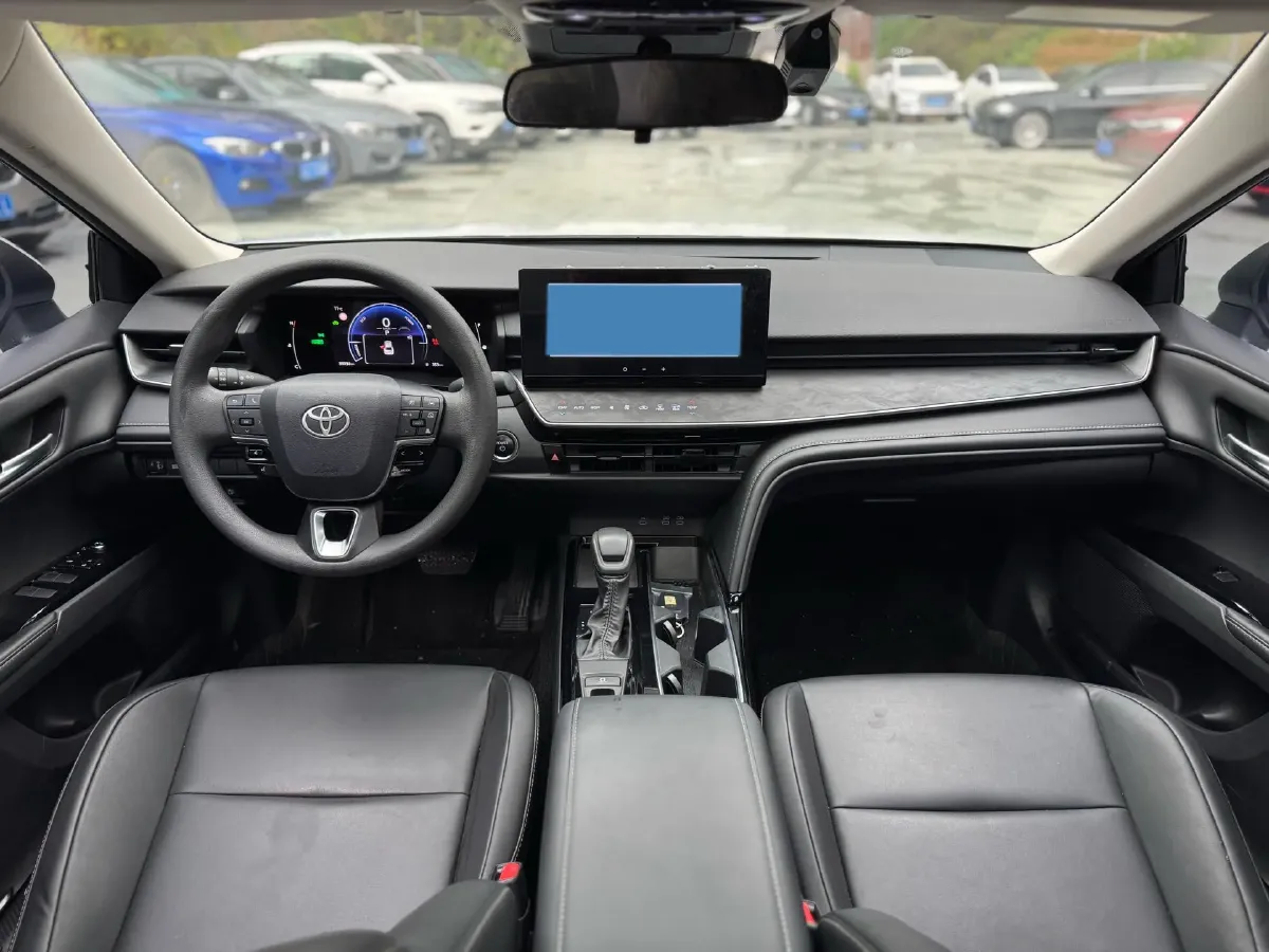 2024 Toyota Camry 2.0L 152HP L4 E-CVT Hybrid,autocango,china used car exporter,china ev exporter,chinese used car exporter,chinese used ev exporter