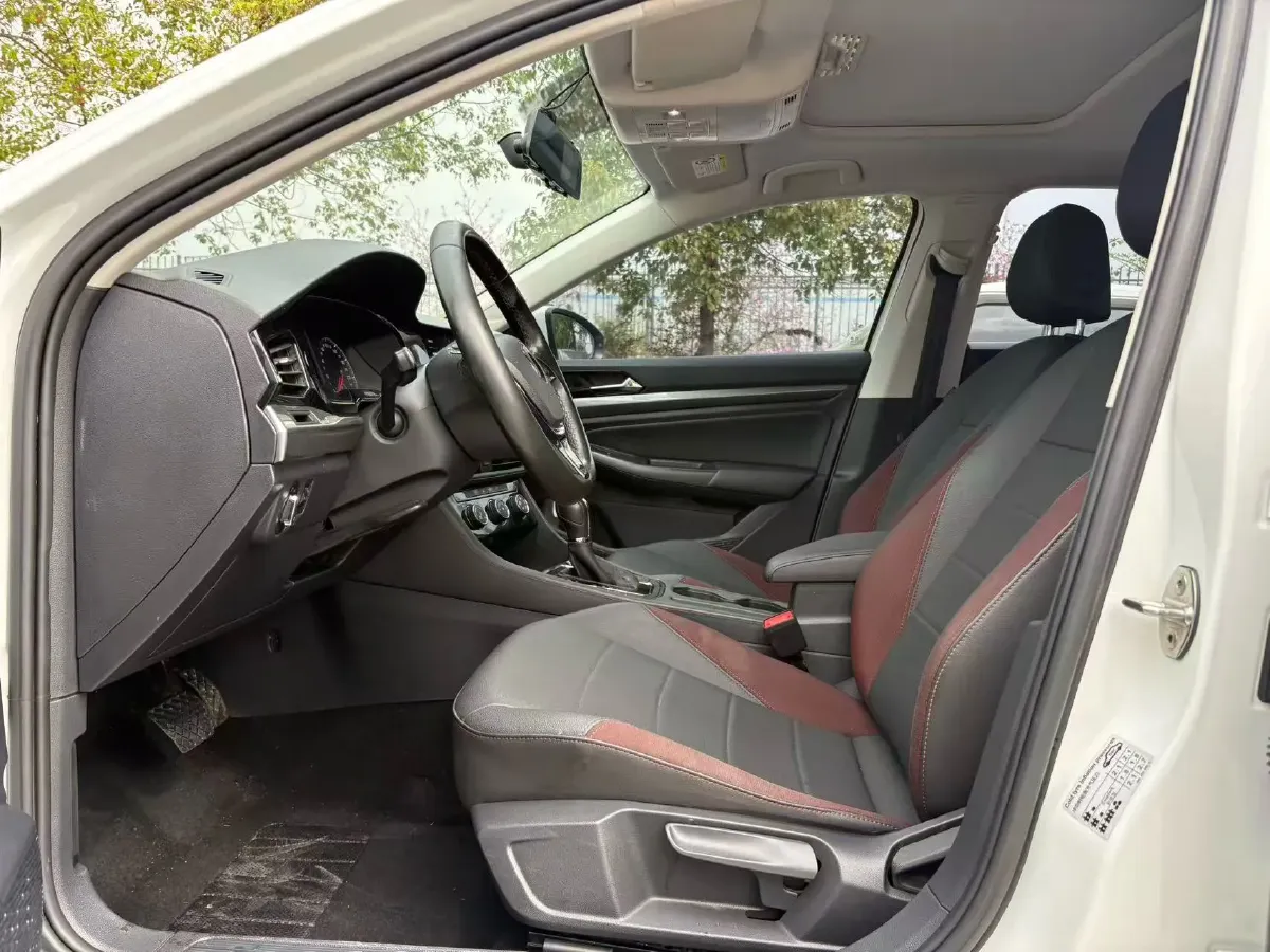 2021 Volkswagen Bora 1.5L 113HP L4 6AT,autocango,china used car exporter,china ev exporter,chinese used car exporter,chinese used ev exporter