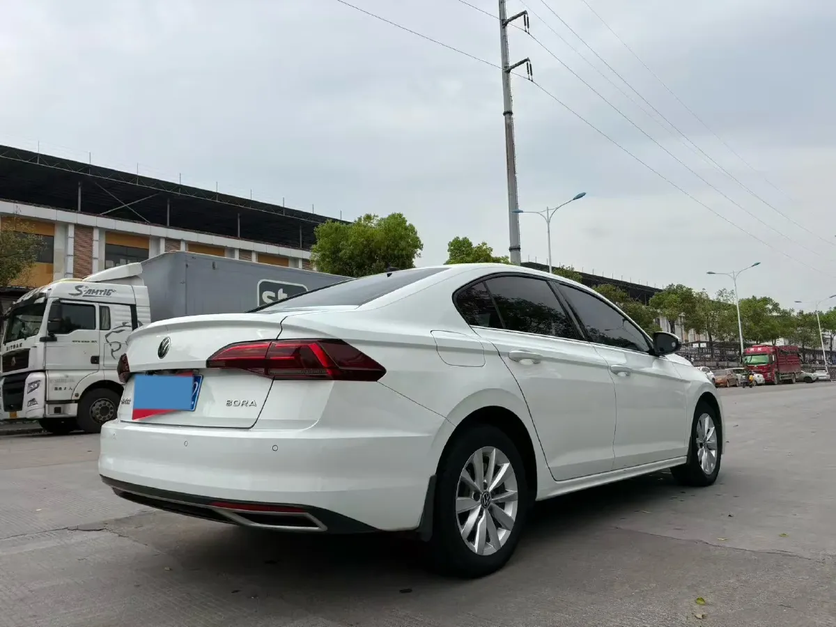 2021 Volkswagen Bora 1.5L 113HP L4 6AT,autocango,china used car exporter,china ev exporter,chinese used car exporter,chinese used ev exporter