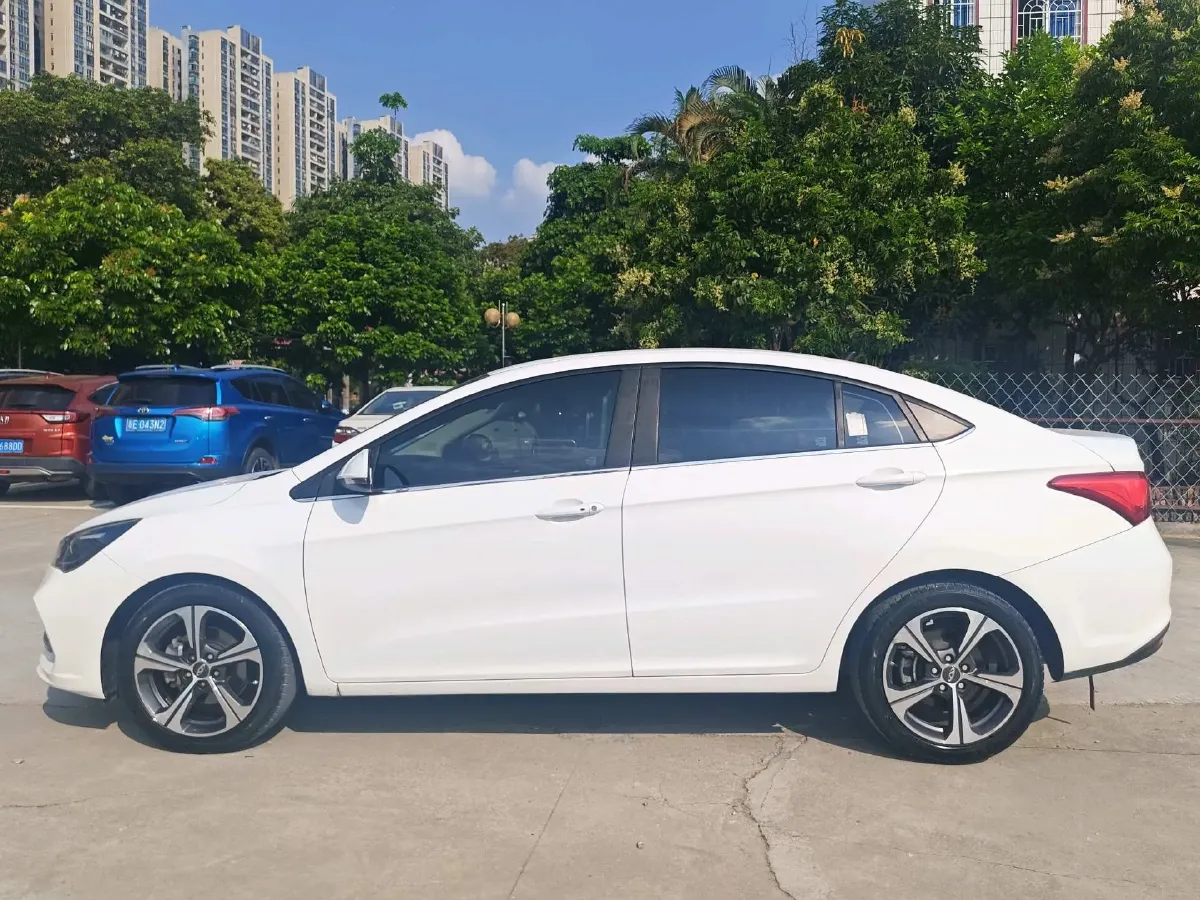 2019 Chery Arrizo 5 1.5L 116HP L4 5MT,autocango,china used car exporter,china ev exporter,chinese used car exporter,chinese used ev exporter
