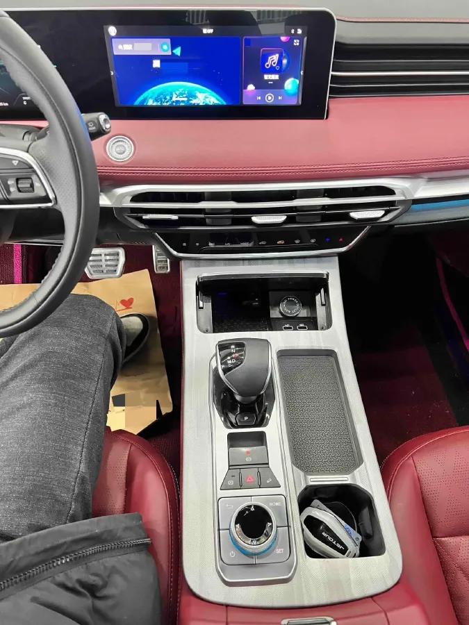 2023 ChangAn Oshan X7 Plus 1.5T 188HP L4 7DCT,autocango,china used car exporter,china ev exporter,chinese used car exporter,chinese used ev exporter