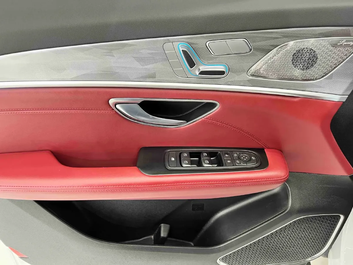 2023 ChangAn Oshan X7 Plus 1.5T 188HP L4 7DCT,autocango,china used car exporter,china ev exporter,chinese used car exporter,chinese used ev exporter