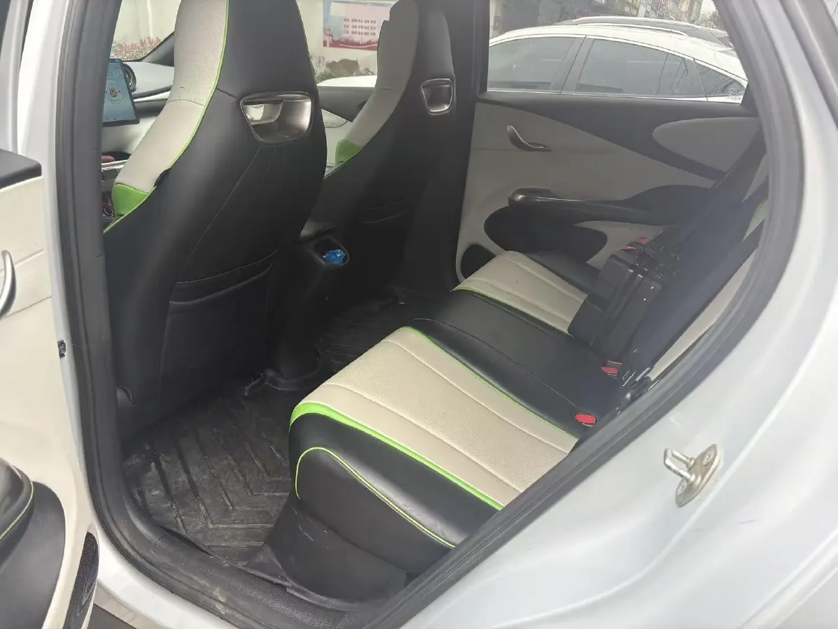 2021 Ford Escort 1.5L 122HP L3 6AT,autocango,china used car exporter,china ev exporter,chinese used car exporter,chinese used ev exporter