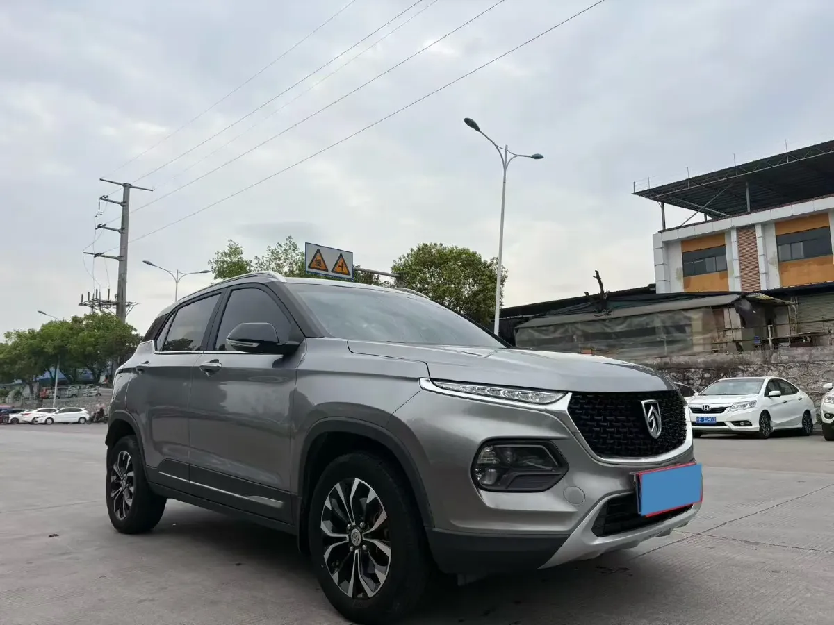 2019 Bestune X40 1.6L 114HP L4 5MT,autocango,china used car exporter,china ev exporter,chinese used car exporter,chinese used ev exporter