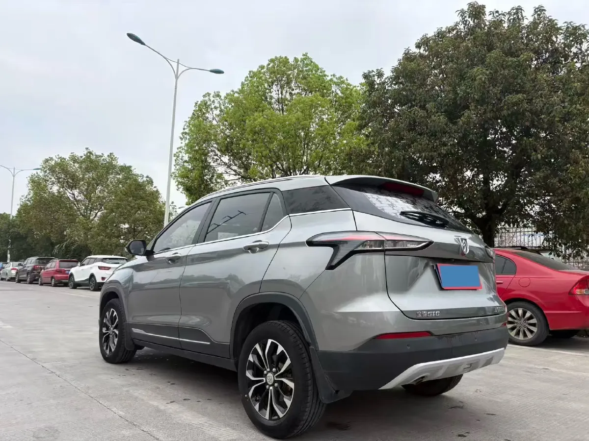 2019 Bestune X40 1.6L 114HP L4 5MT,autocango,china used car exporter,china ev exporter,chinese used car exporter,chinese used ev exporter