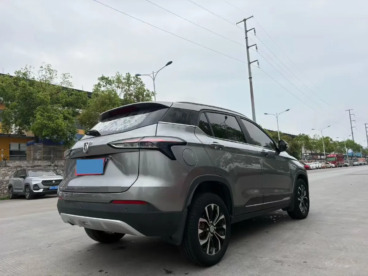 2019 Bestune X40 1.6L 114HP L4 5MT,autocango,china used car exporter,china ev exporter,chinese used car exporter,chinese used ev exporter