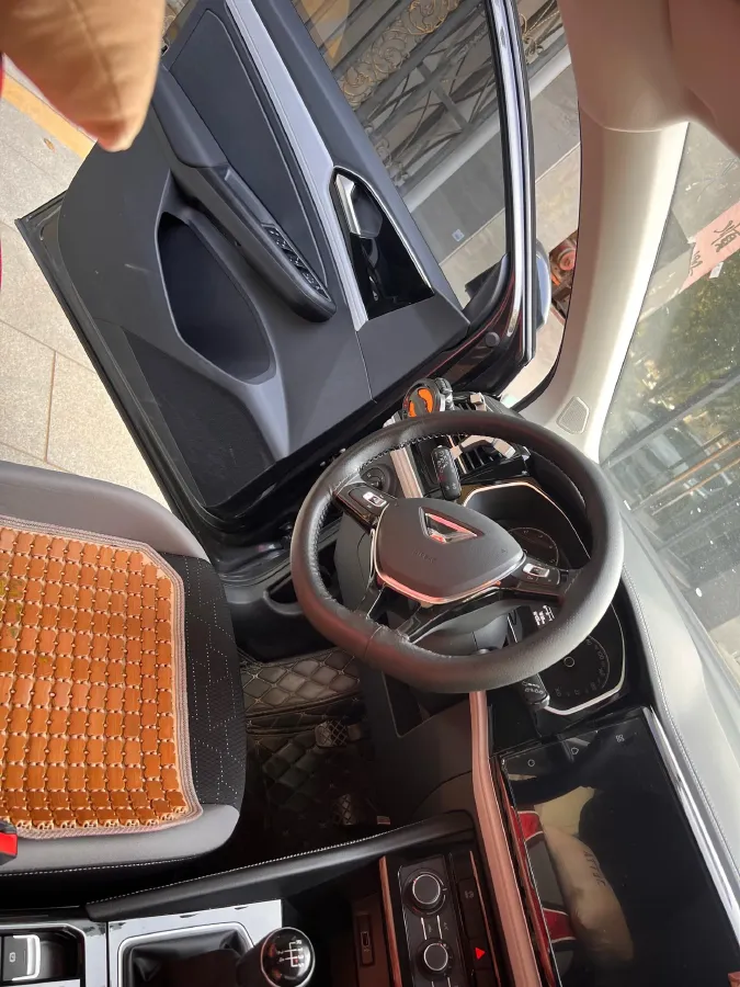 2024 Jetta VS5 1.4T 150HP L4 5MT,autocango,china used car exporter,china ev exporter,chinese used car exporter,chinese used ev exporter