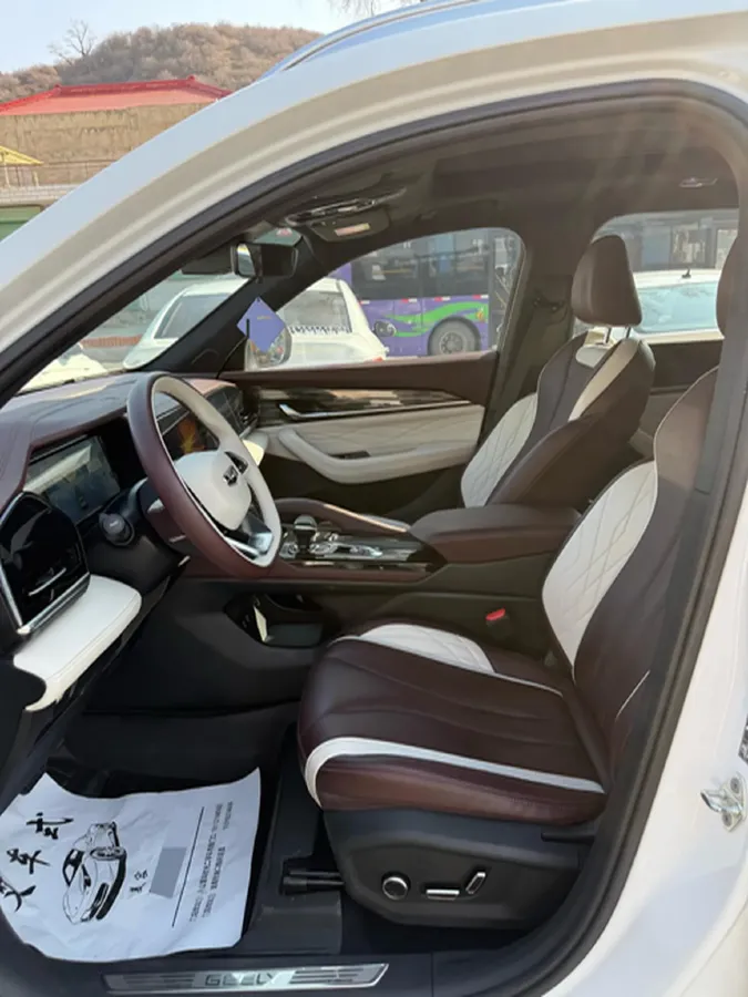 2021 Geely Monjaro 2.0T 218HP L4 7DCT,autocango,china used car exporter,china ev exporter,chinese used car exporter,chinese used ev exporter