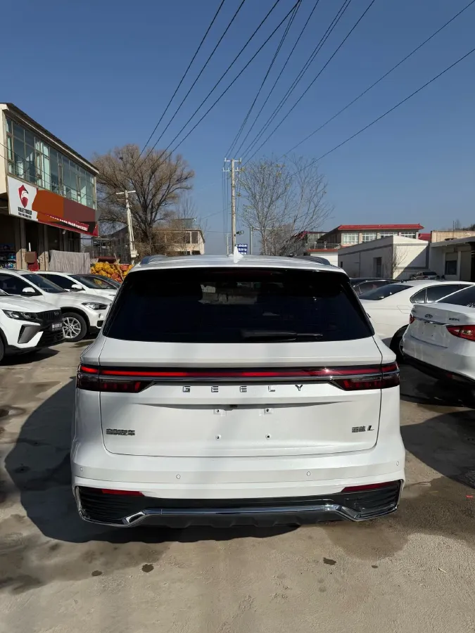 2021 Geely Monjaro 2.0T 218HP L4 7DCT,autocango,china used car exporter,china ev exporter,chinese used car exporter,chinese used ev exporter