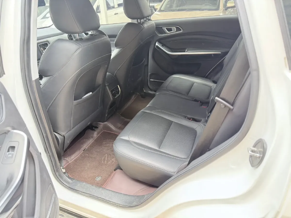 2018 Chery Tiggo 8 1.5T 147HP L4 6DCT,autocango,china used car exporter,china ev exporter,chinese used car exporter,chinese used ev exporter