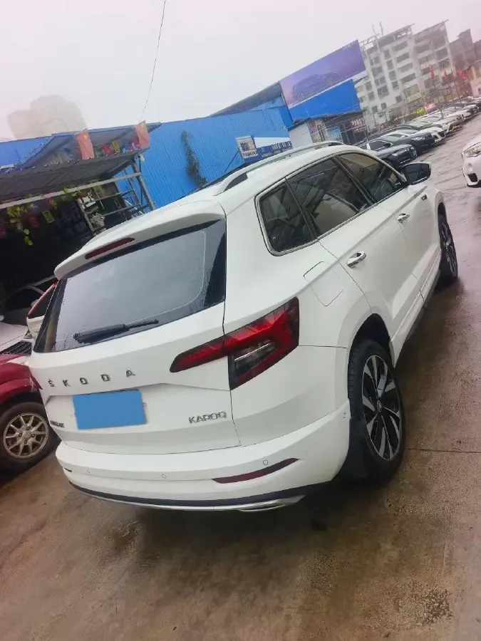 2022 Skoda Karoq 1.4T 150HP L4 7DCT,autocango,china used car exporter,china ev exporter,chinese used car exporter,chinese used ev exporter