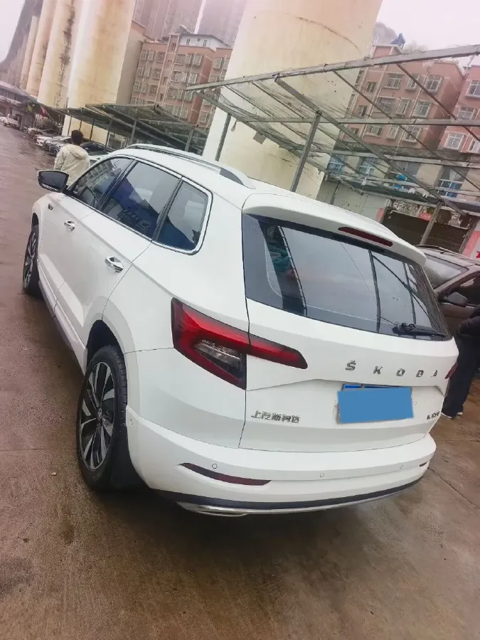2022 Skoda Karoq 1.4T 150HP L4 7DCT,autocango,china used car exporter,china ev exporter,chinese used car exporter,chinese used ev exporter