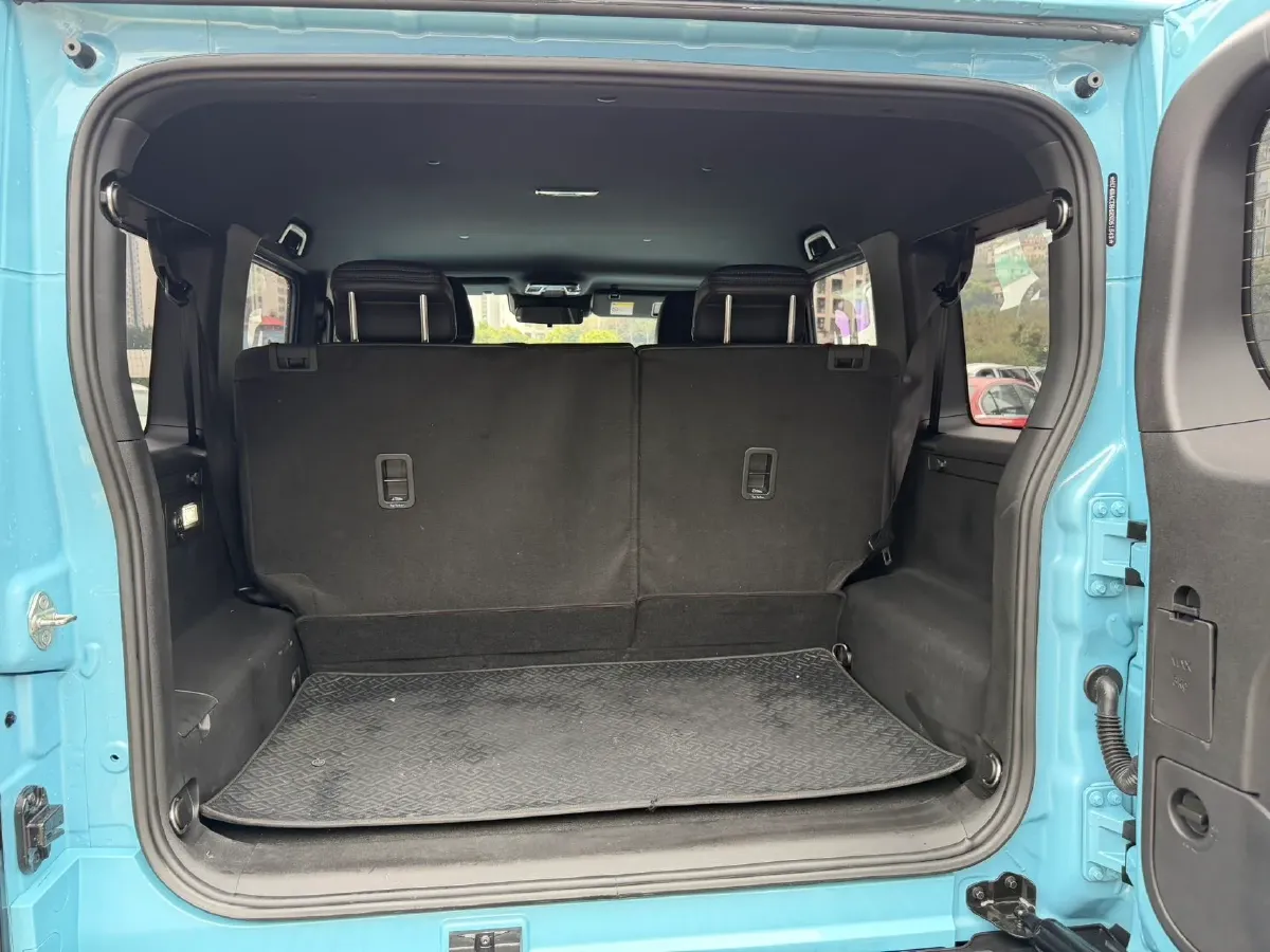 2025 212 212 T01 2.0T 252HP L4 8AT,autocango,china used car exporter,china ev exporter,chinese used car exporter,chinese used ev exporter