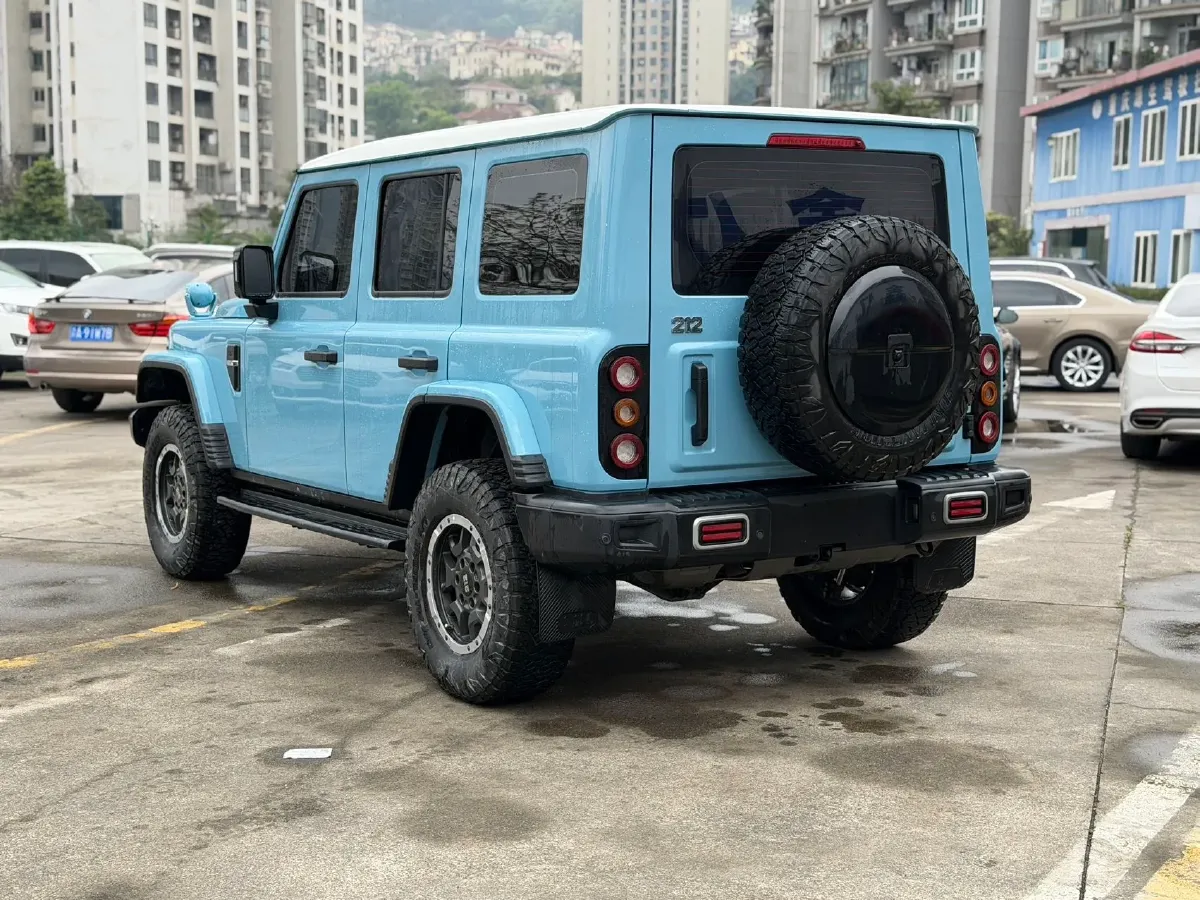 2025 212 212 T01 2.0T 252HP L4 8AT,autocango,china used car exporter,china ev exporter,chinese used car exporter,chinese used ev exporter