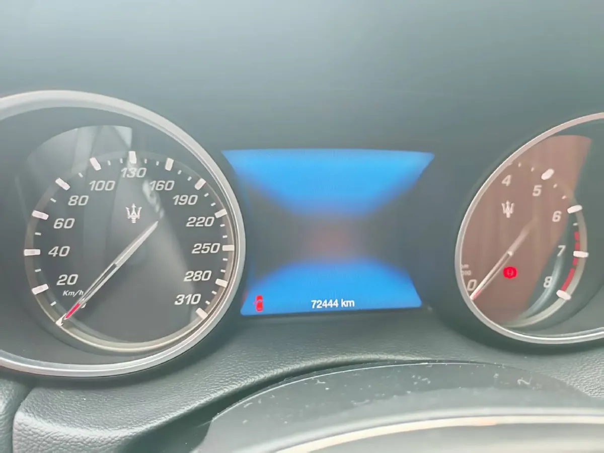 2018 Maserati Levante 3.0T 350HP V6 8AT,autocango,china used car exporter,china ev exporter,chinese used car exporter,chinese used ev exporter