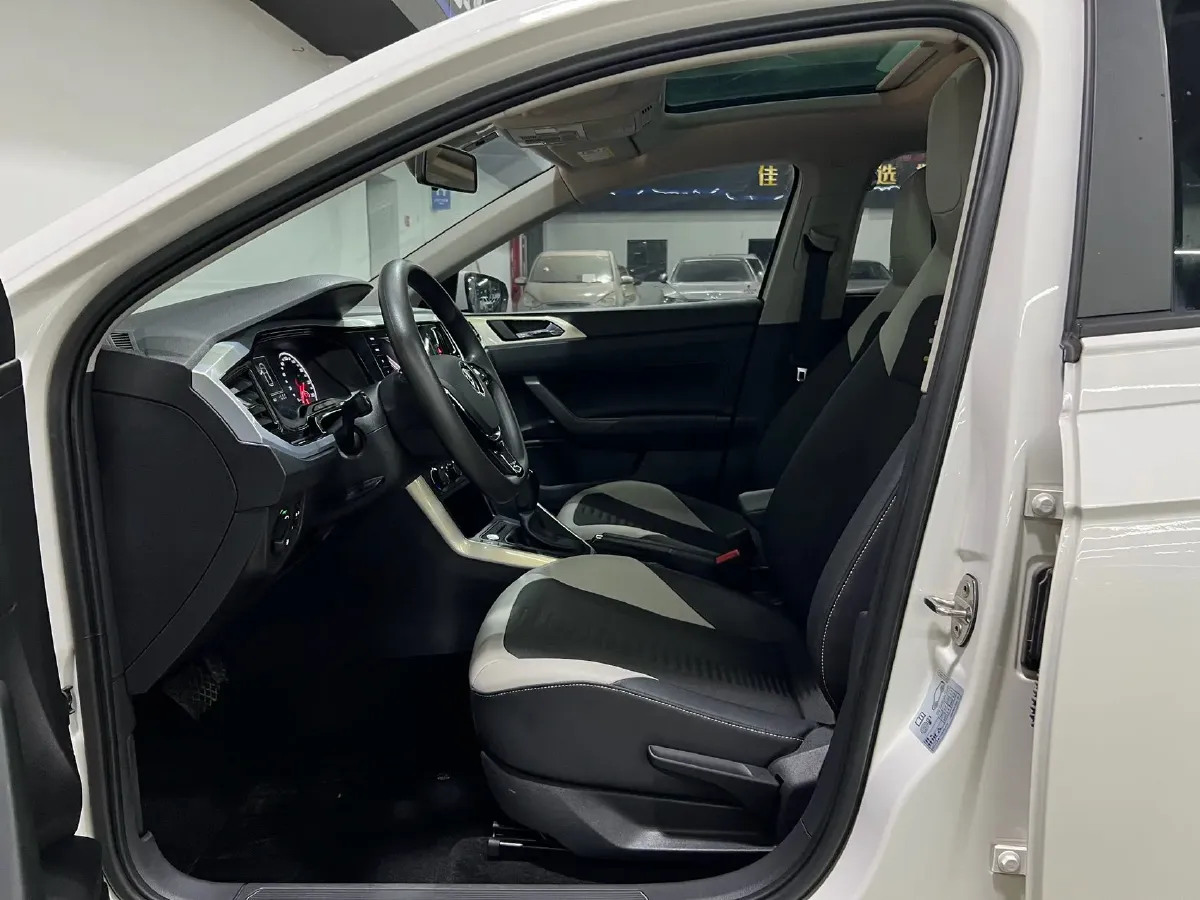 2019 Volkswagen Polo 1.5L 113HP L4 6AT,autocango,china used car exporter,china ev exporter,chinese used car exporter,chinese used ev exporter