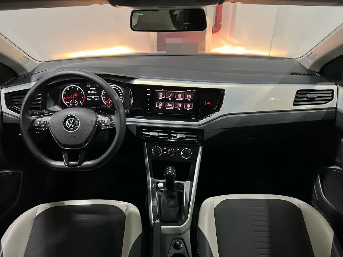 2019 Volkswagen Polo 1.5L 113HP L4 6AT,autocango,china used car exporter,china ev exporter,chinese used car exporter,chinese used ev exporter