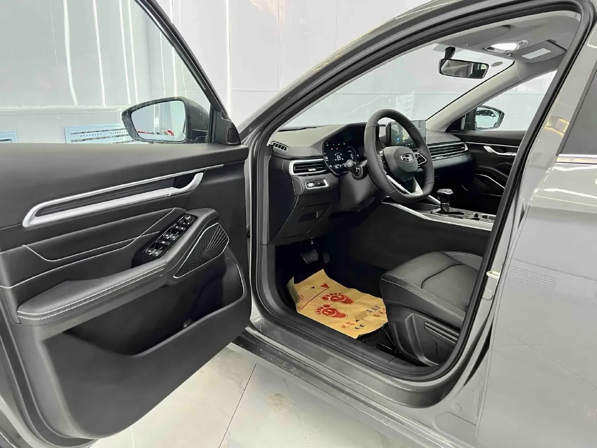 2022 Geely Emgrand 1.5L 114HP L4 CVT,autocango,china used car exporter,china ev exporter,chinese used car exporter,chinese used ev exporter