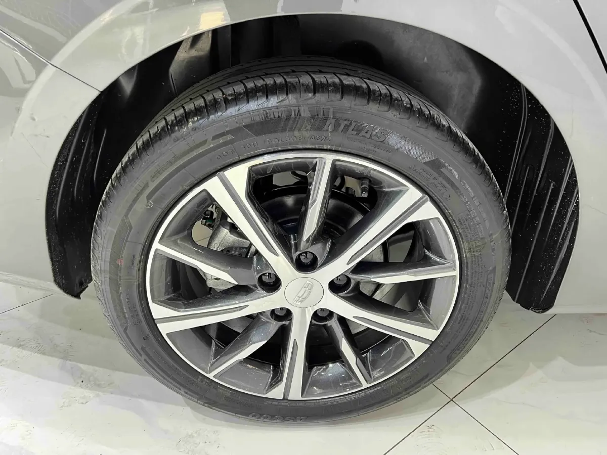 2022 Geely Emgrand 1.5L 114HP L4 CVT,autocango,china used car exporter,china ev exporter,chinese used car exporter,chinese used ev exporter