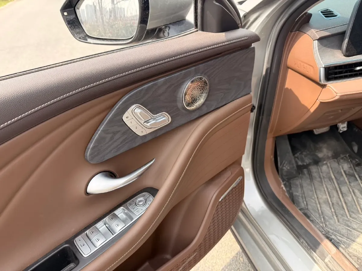 2023 Chery Arrizo 8 2.0T 254HP L4 7DCT,autocango,china used car exporter,china ev exporter,chinese used car exporter,chinese used ev exporter