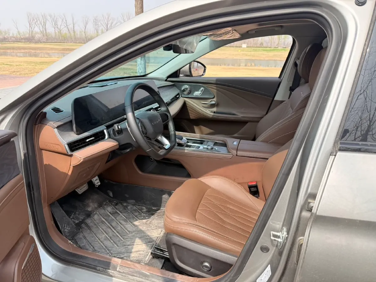 2023 Chery Arrizo 8 2.0T 254HP L4 7DCT,autocango,china used car exporter,china ev exporter,chinese used car exporter,chinese used ev exporter