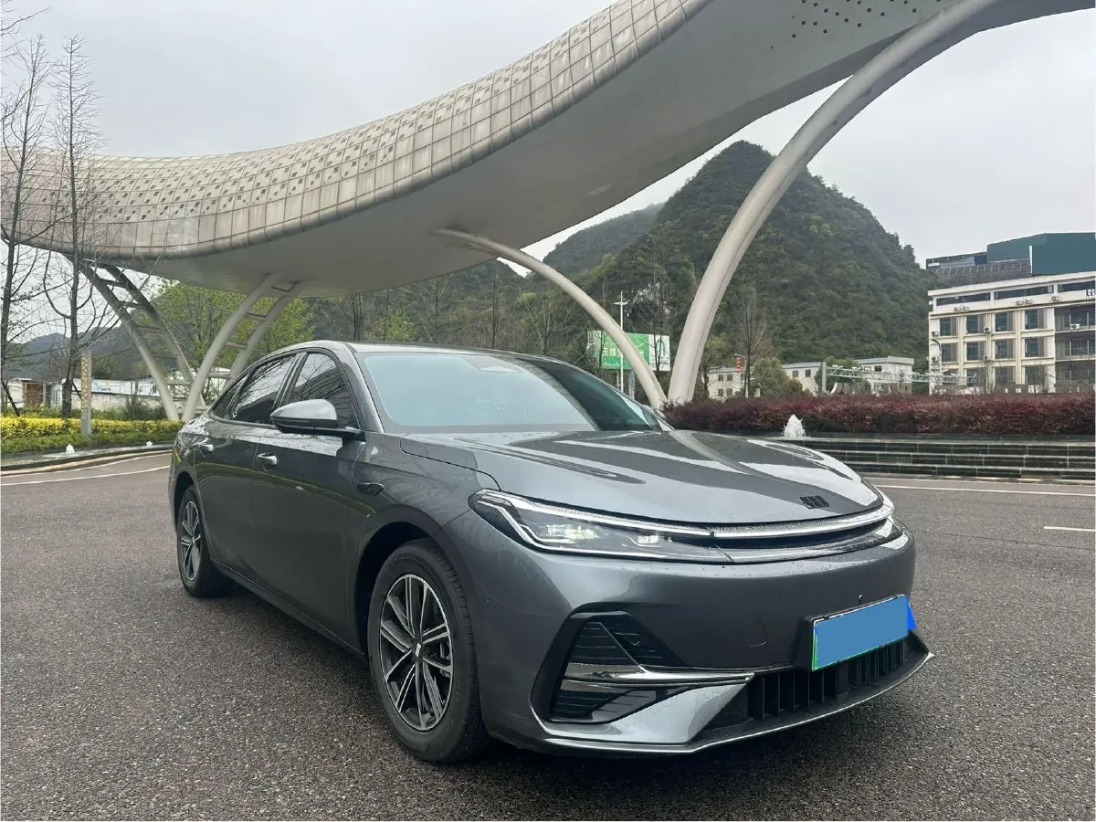 2025 Geely Galaxy A7 1.5L 112HP L4 1DHT PHEV,autocango,china used car exporter,china ev exporter,chinese used car exporter,chinese used ev exporter