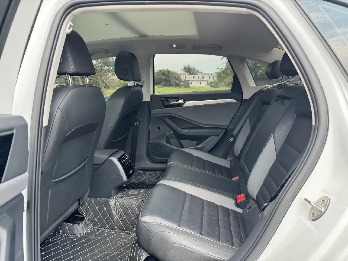 2021 Volkswagen Sagitar 1.4T 150HP L4 7DCT,autocango,china used car exporter,china ev exporter,chinese used car exporter,chinese used ev exporter